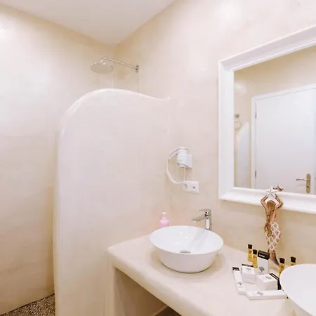 Hotiday Collection - Naxos Hotel