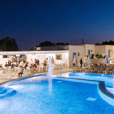 Hotel Hotiday Collection - Naxos 4*