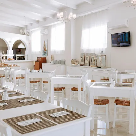 Hotel Hotiday Collection - Naxos 4*