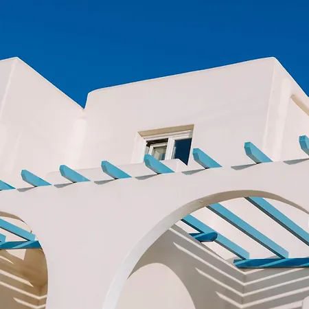 Hotiday Collection - Naxos Отель 4*